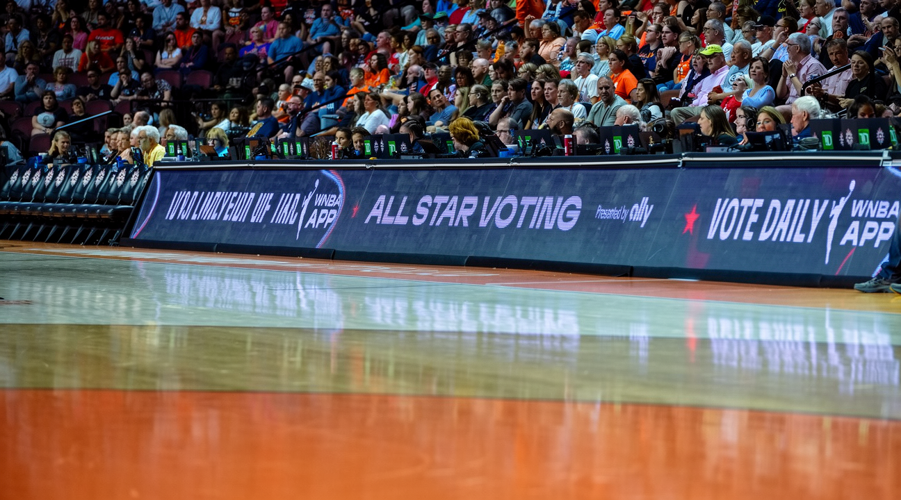 BTI体育官方 - WNBA 全明星选秀花絮：Weatherspoon 与 Cooper 选边，Bueckers 与 Clark 成焦点 - BTI体育